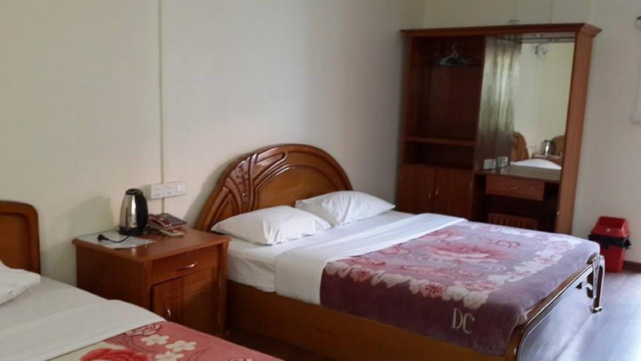 פי או לואה Maymyo Sa Khan Tha Hotel מראה חיצוני תמונה