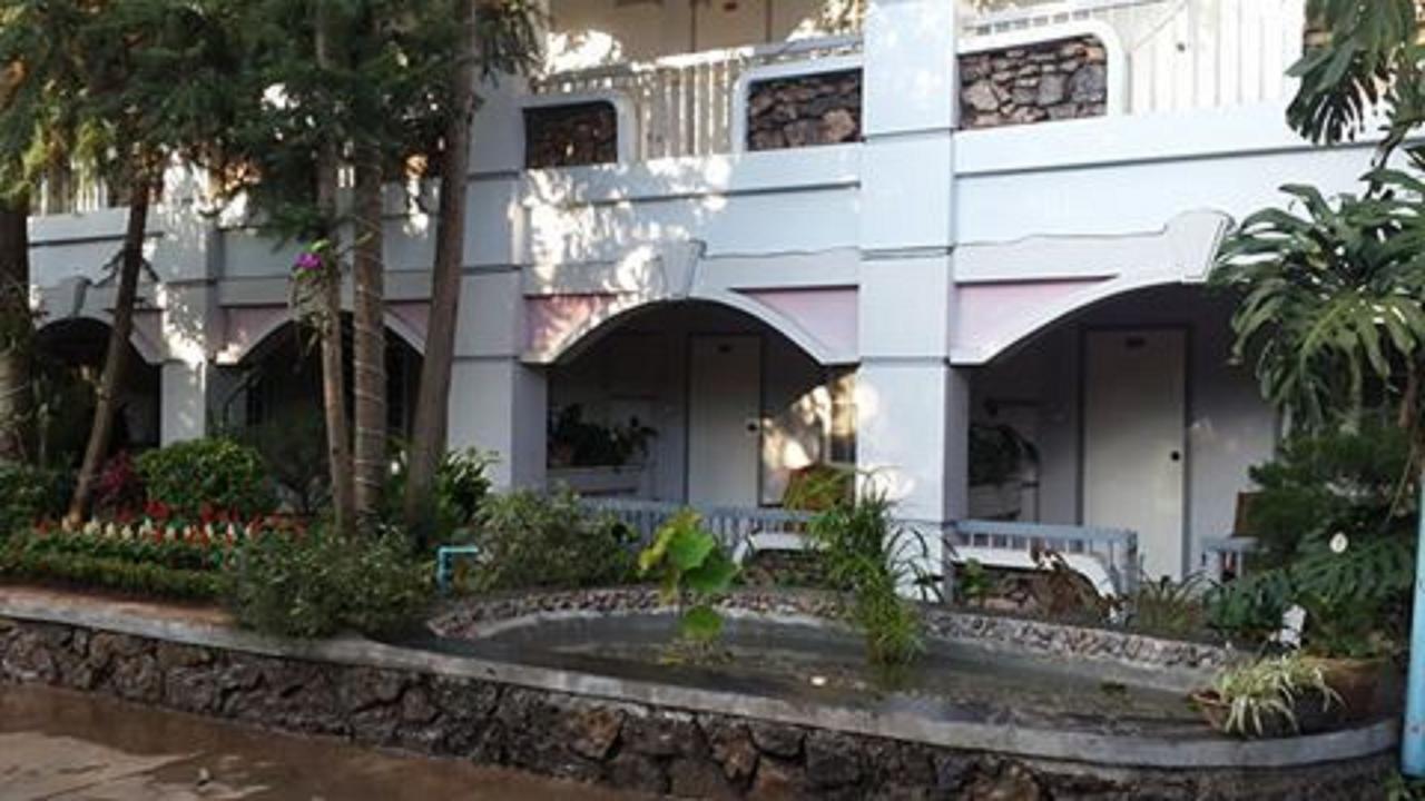 פי או לואה Maymyo Sa Khan Tha Hotel מראה חיצוני תמונה